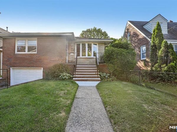 1018 Inwood Terrace, FORT LEE, NJ 07024
