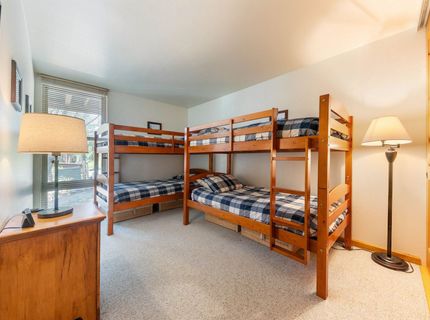 2755 North Lake Boulevard, Tahoe City, CA 96145 Photo