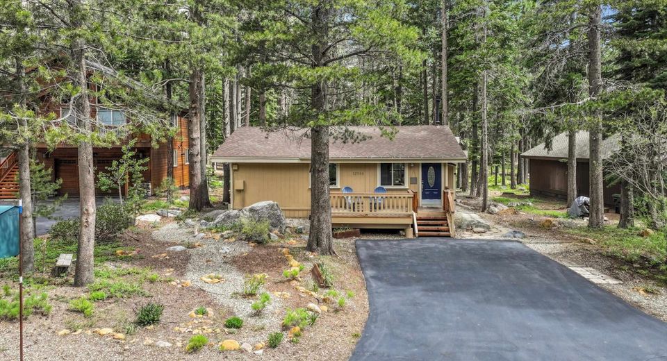 12588 Bernese Lane, Truckee, CA 96161 Photo