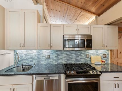 12588 Bernese Lane, Truckee, CA 96161 Photo