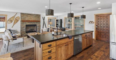 10762 Ponderosa Drive, Truckee, CA 96161 Photo