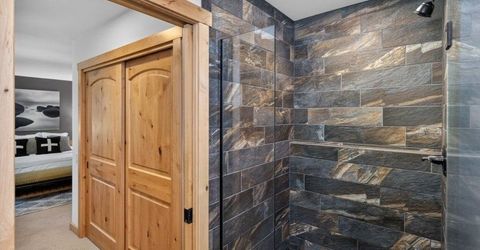 10762 Ponderosa Drive, Truckee, CA 96161 Photo