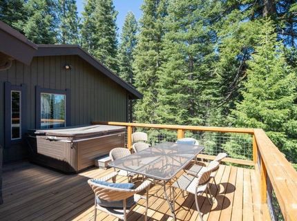 10762 Ponderosa Drive, Truckee, CA 96161 Photo