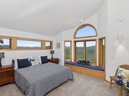 12276 Skislope Way, Truckee, CA 96161 Photo