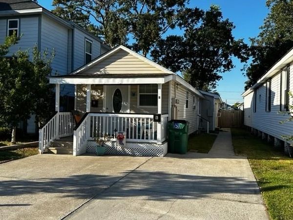 3725 DERBIGNY Street , Unit B, Metairie, LA 70001