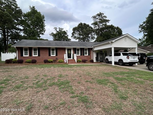 1585 Eastwood Drive, Kinston, NC 28504