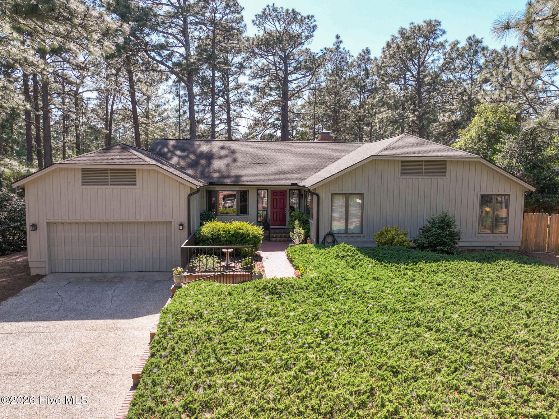 35 Doral Drive, Pinehurst, NC 28374 Main Photo