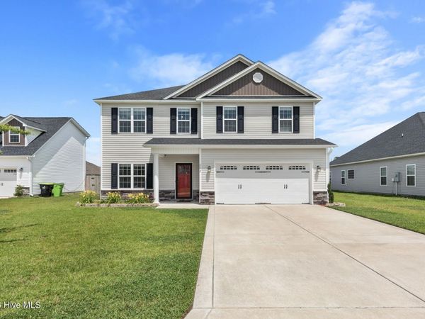 282 Crossroads Store Drive, Jacksonville, NC 28546