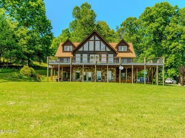 9703 Heiskell Rd, Heiskell, TN 37754