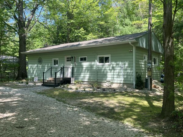 8417 W West Shore Drive, Grand Junction, MI 49056