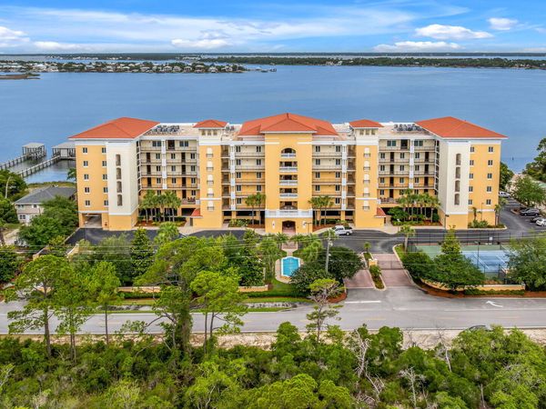 14500 River Rd, Unit 305, Pensacola, FL 32507