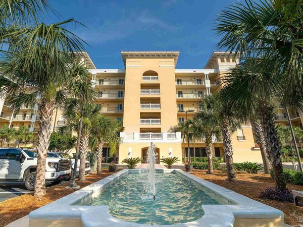14500 River Rd, Unit 305, Pensacola, FL 32507