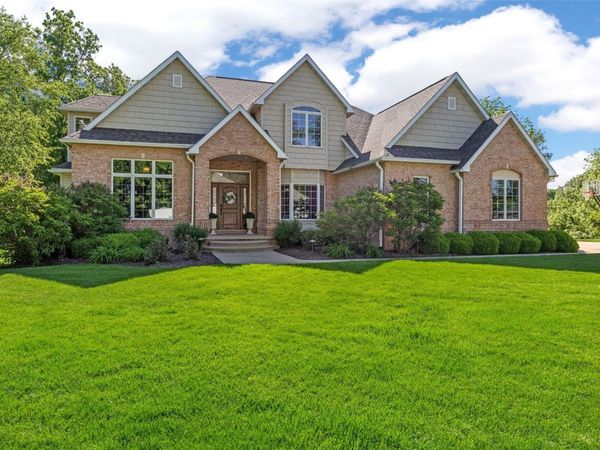 1630 Mackenzie Drive , Cedar Rapids, IA 52411