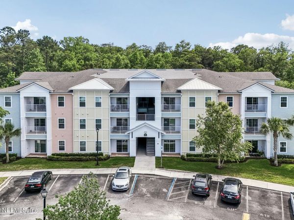 4950 KEY LIME Drive, Unit 301, Jacksonville, FL 32256