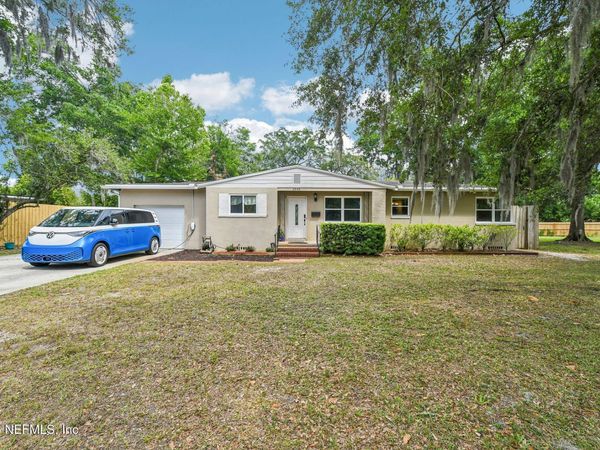 3845 MIRUELO Circle S, Jacksonville, FL 32217