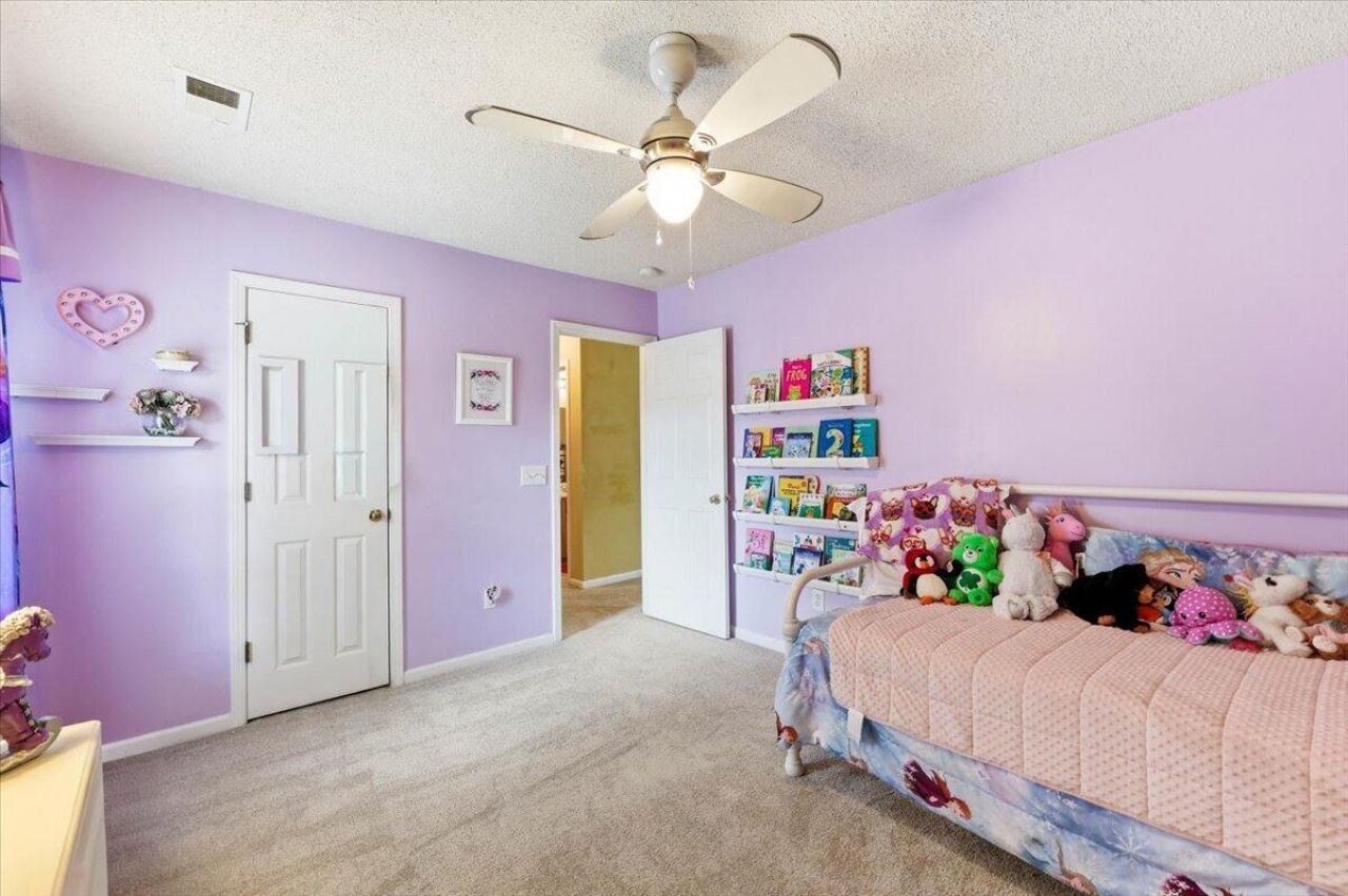 2045 Robin Wood Boulevard Photo 24