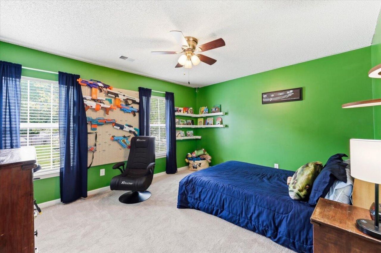 2045 Robin Wood Boulevard Photo 28