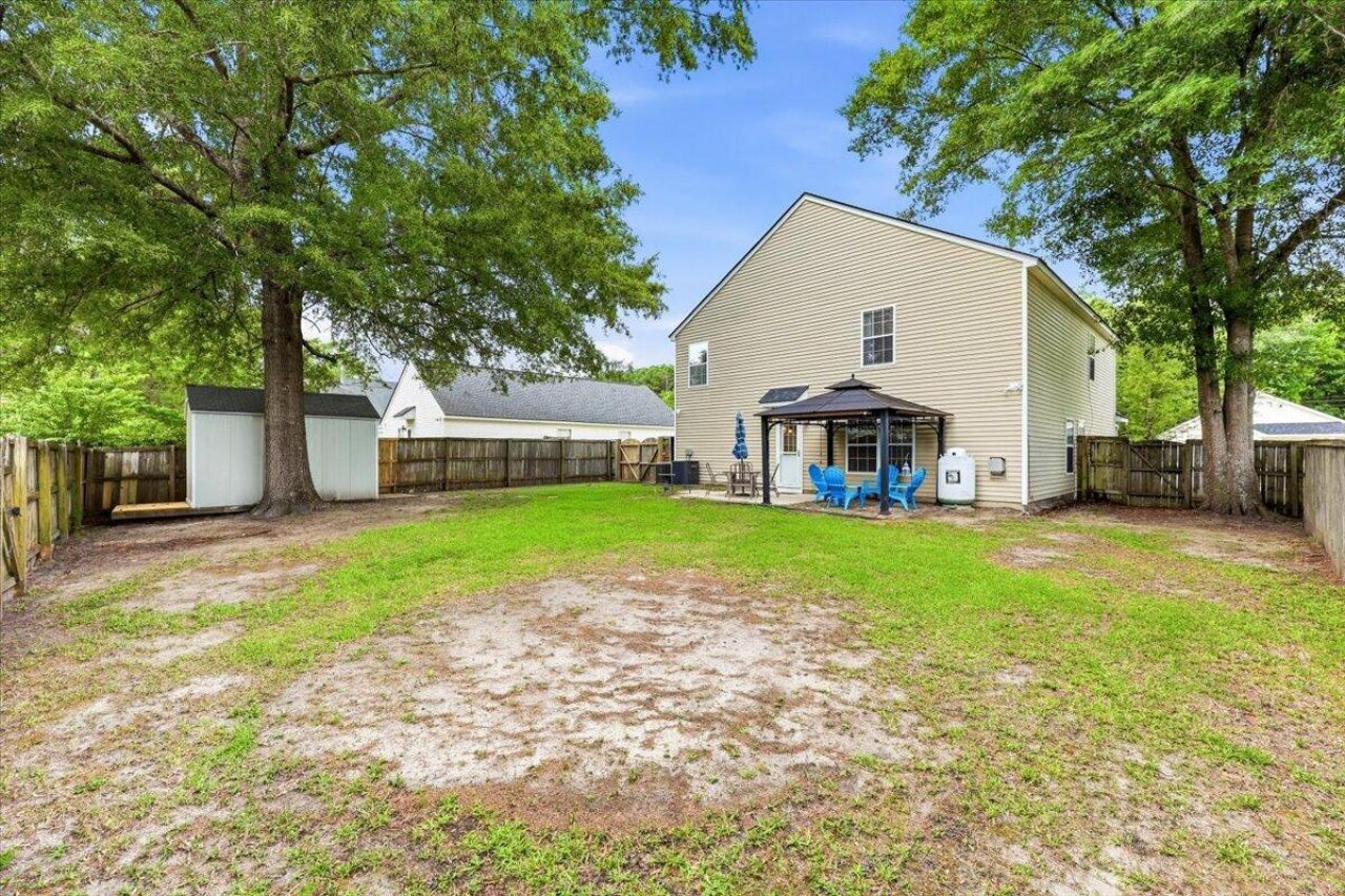 2045 Robin Wood Boulevard Photo 45