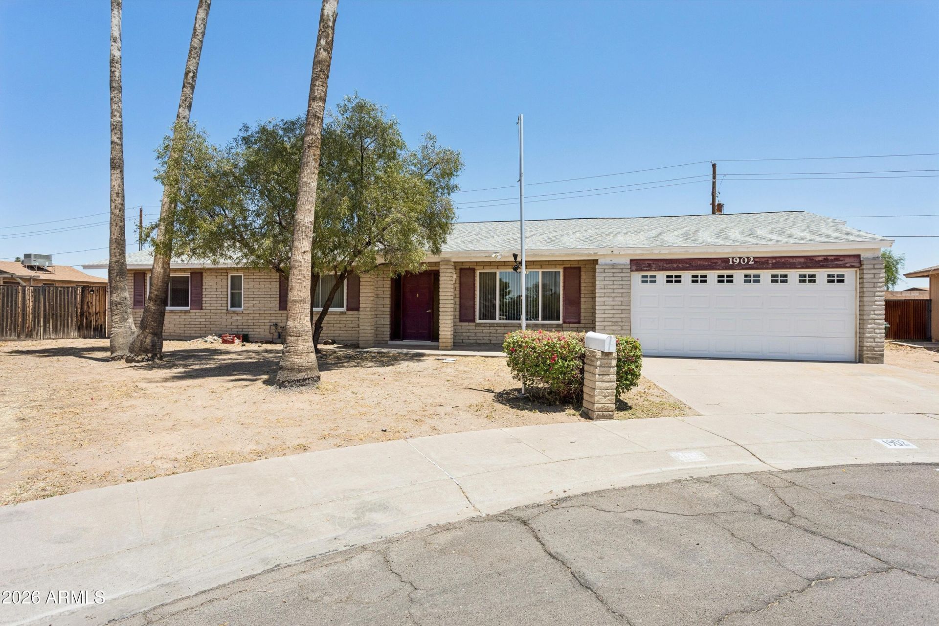 1902 W Kerry Lane, Phoenix, AZ 85027 Main Photo