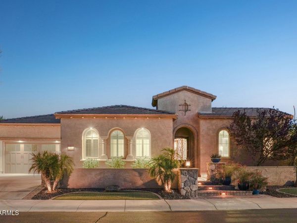 12971 W FOSSIL Drive, Peoria, AZ 85383