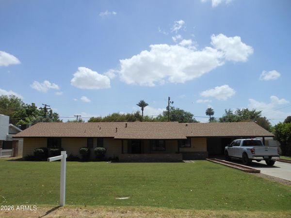 319 W ROYAL PALM Road, Phoenix, AZ 85021