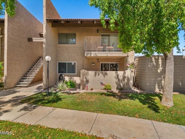 5525 E THOMAS Road, Unit O12, Phoenix, AZ 85018