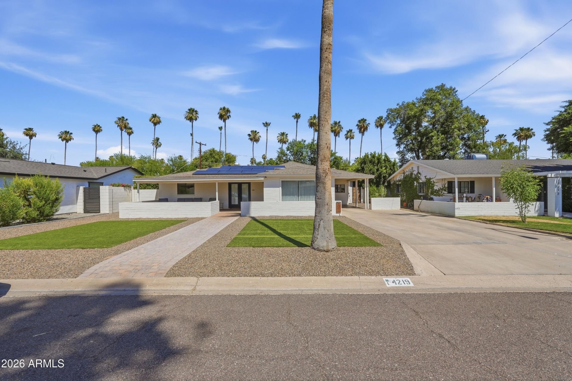 4219 N 34th Place, Phoenix, AZ 85018 Main Photo