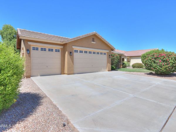 35930 W CATALONIA Drive, Maricopa, AZ 85138