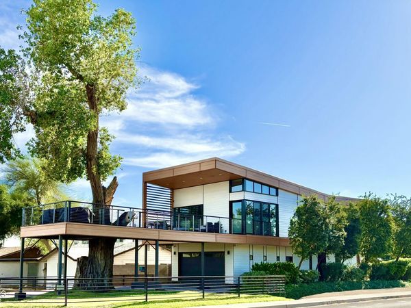 900 S UNA Avenue, Tempe, AZ 85281