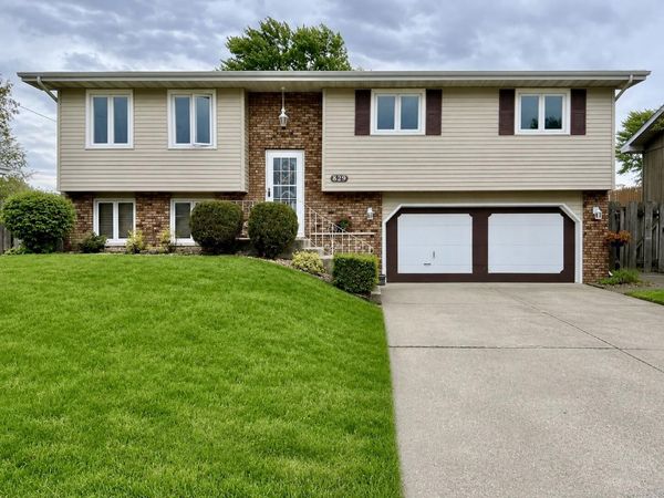 829 Tyler Avenue, Dyer, IN 46311