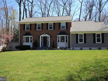 11903 LATIGO LANE , OAKTON, VA 22124