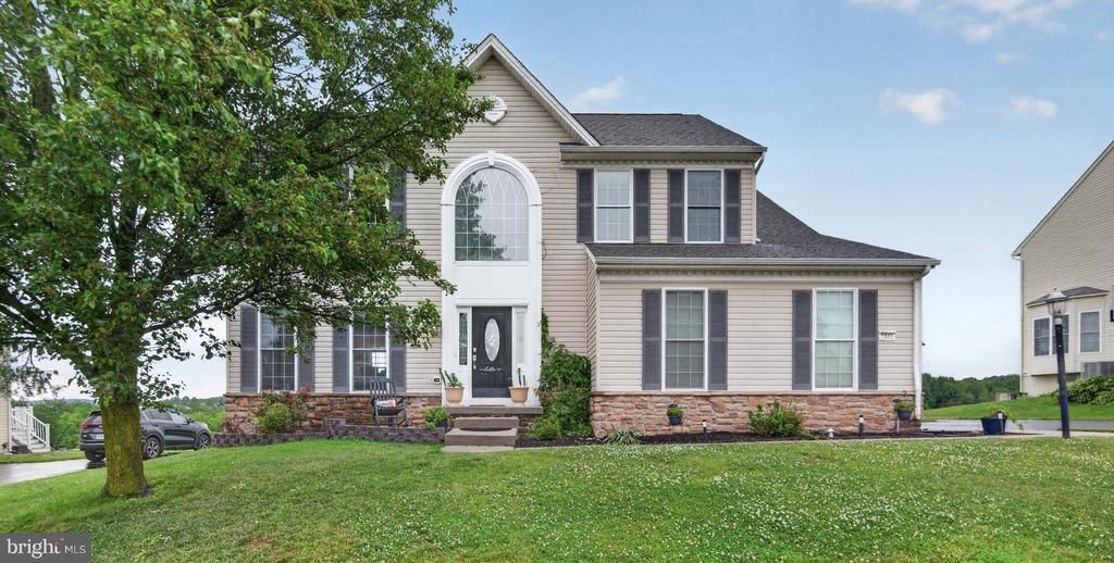 7703 GRAND LAKE DRIVE, SEVEN VALLEYS, PA 17360