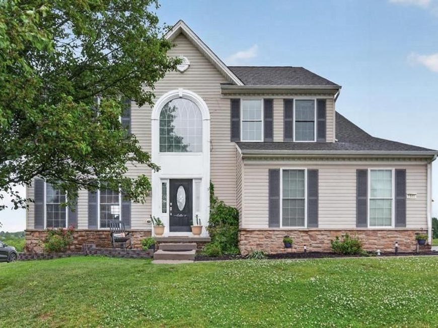 7703 Grand Lake Drive, Seven Valleys, PA 17360 Main Photo