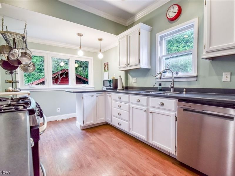 1220 Yellowstone Road , Cleveland Heights, OH 44121 Photo 4