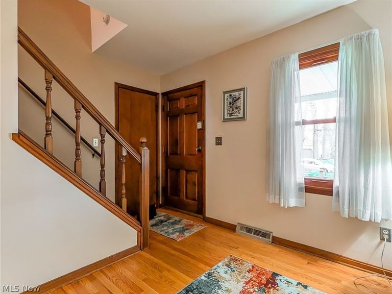 3049 Straley Lane , Youngstown, OH 44511 Photo 5