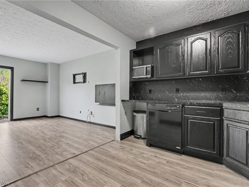 1665 Sugarbush Court , Streetsboro, OH 44241 Photo 8