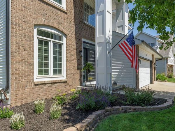 5459 Coachlight Drive, West Des Moines, IA 50266