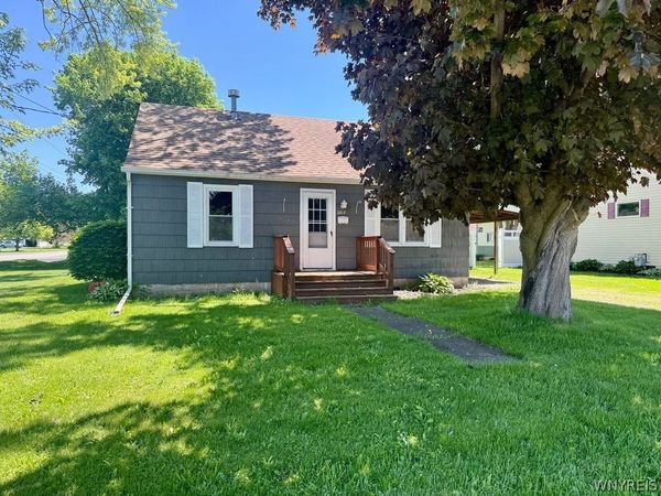 2617 Howard Avenue, Newfane, NY 14108