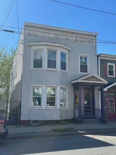 945 Broadway, Rensselaer, NY 12144 Main Photo
