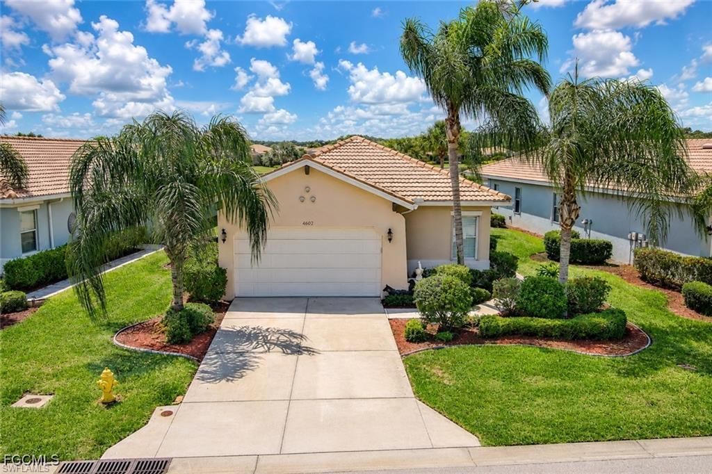 10423 Materita Dr , Fort Myers, FL 33913 Photo