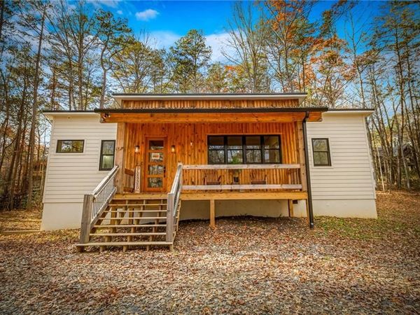 649 Lees Ride , Mccaysville, GA 30555
