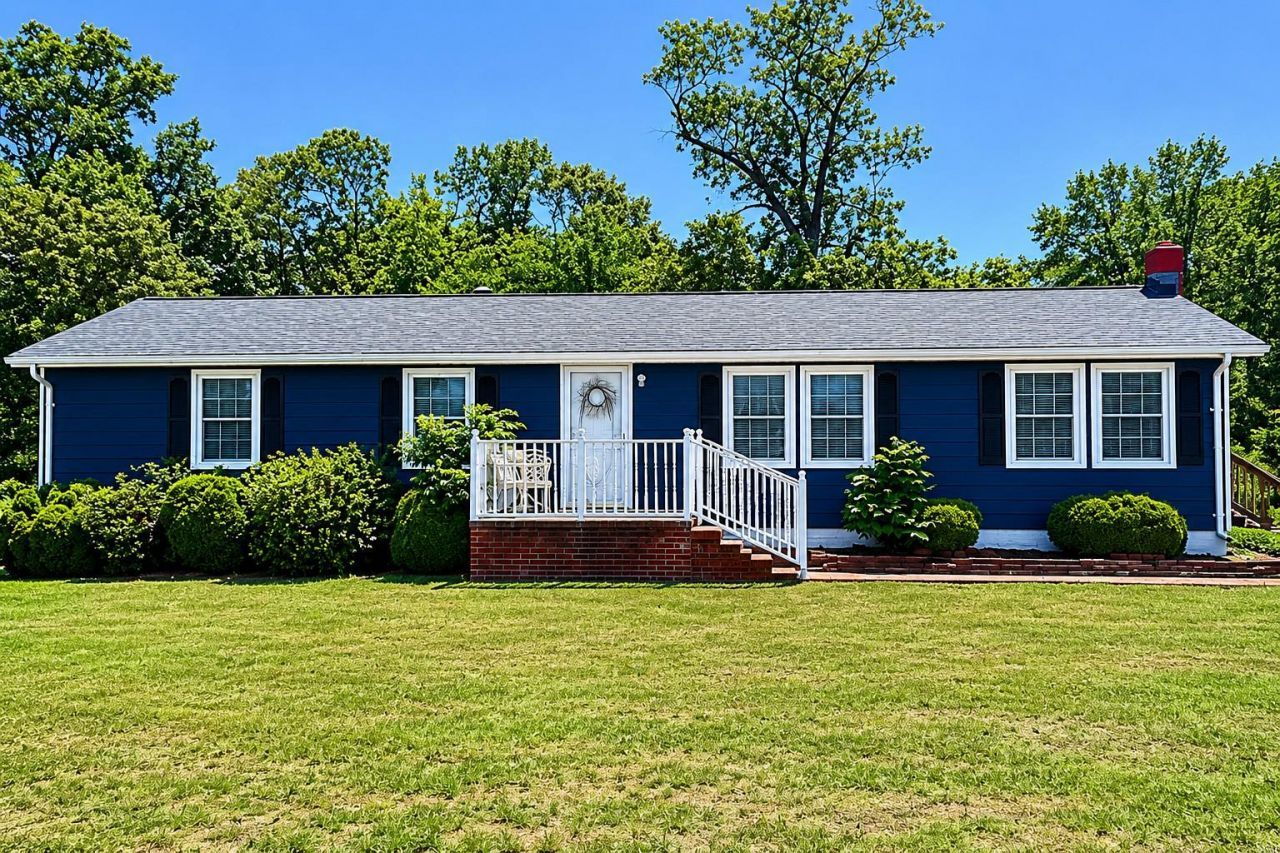 315 Murphys Place, Warsaw, VA 22572 Main Photo