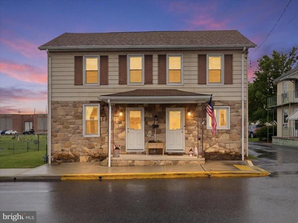 128 E MADISON STREET, GREENCASTLE, PA 17225