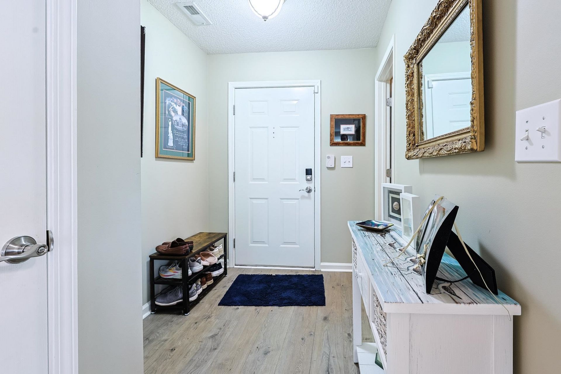 643 Woodmoor Dr.  Photo 11