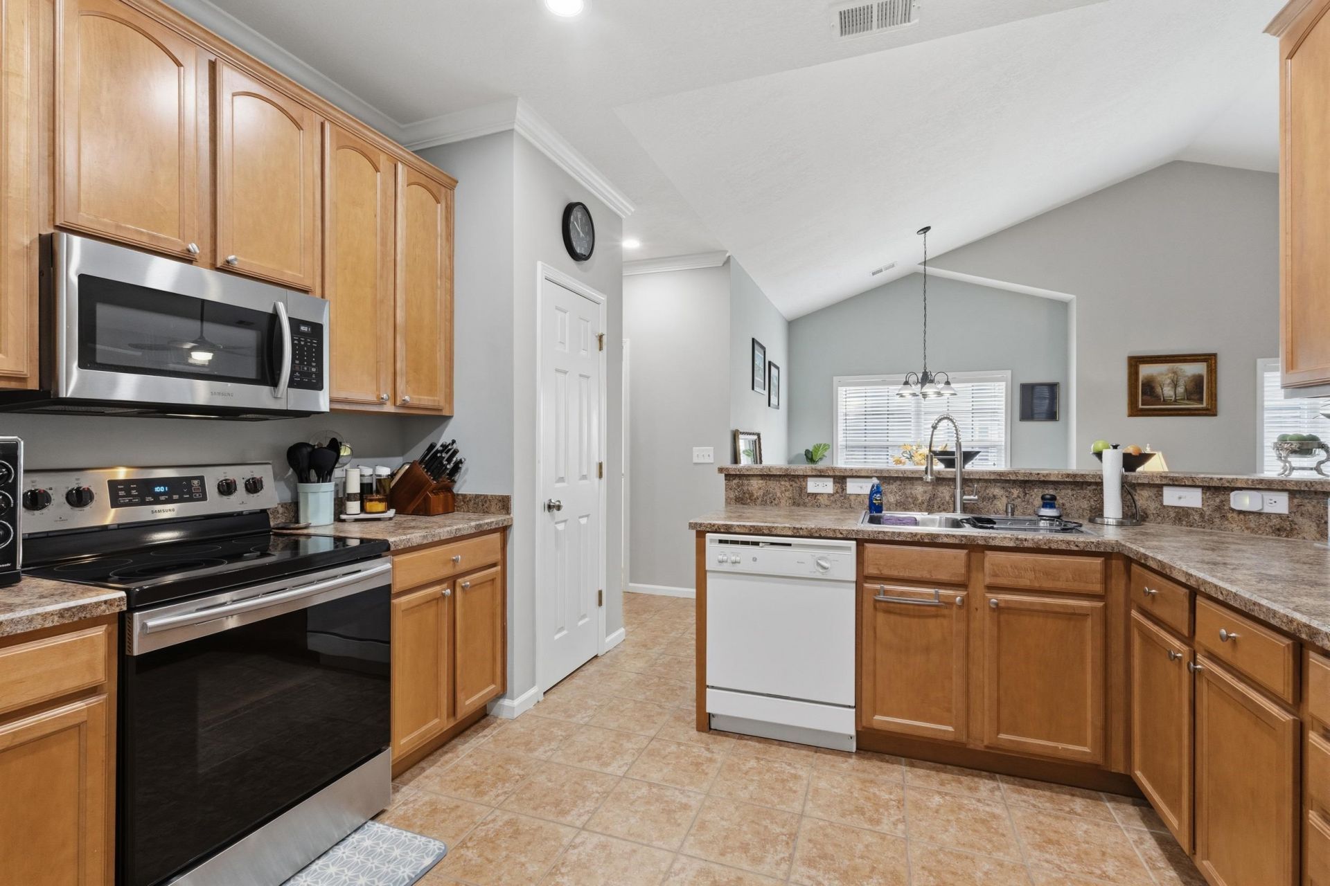 411 Mahogany Dr. Photo 18
