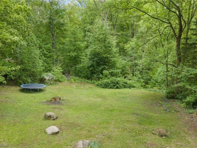 8496 Shadyview Avenue NW, Clinton, OH 44216 Photo 29