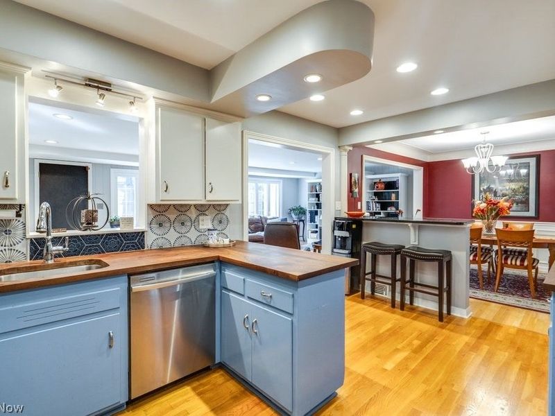 22212 E Byron Road , Shaker Heights, OH 44122 Photo 21
