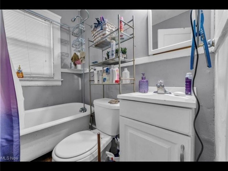 1049 E 147th Street, Cleveland, OH 44110 Photo 10