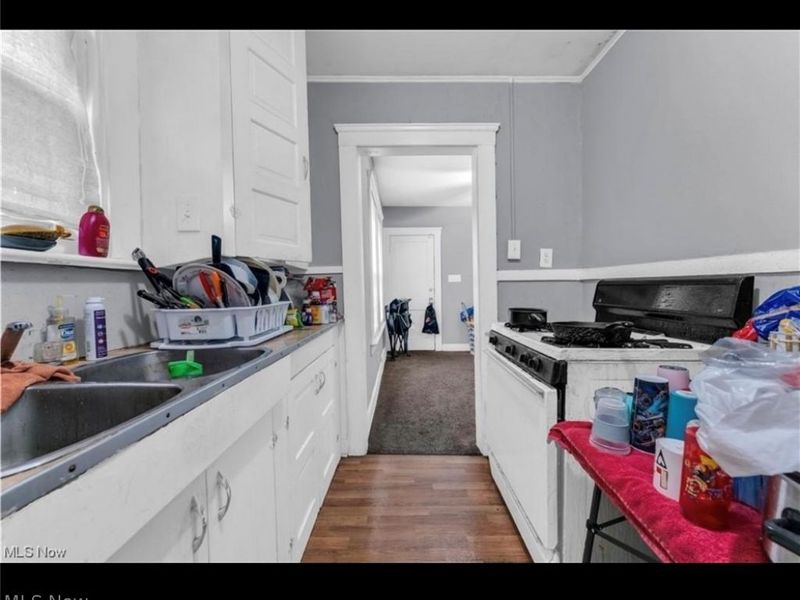 1049 E 147th Street, Cleveland, OH 44110 Photo 7