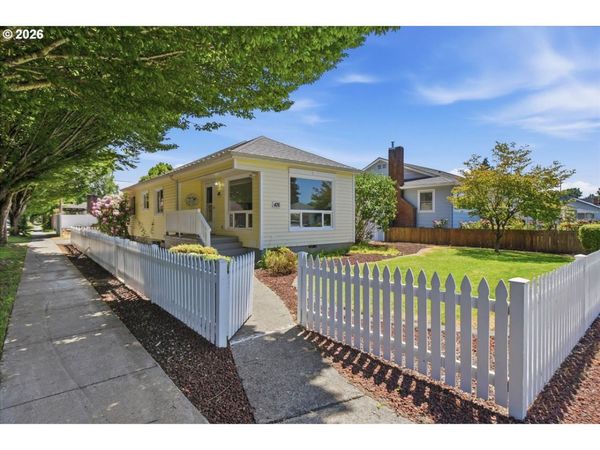 476 20TH AVE, Longview, WA 98632